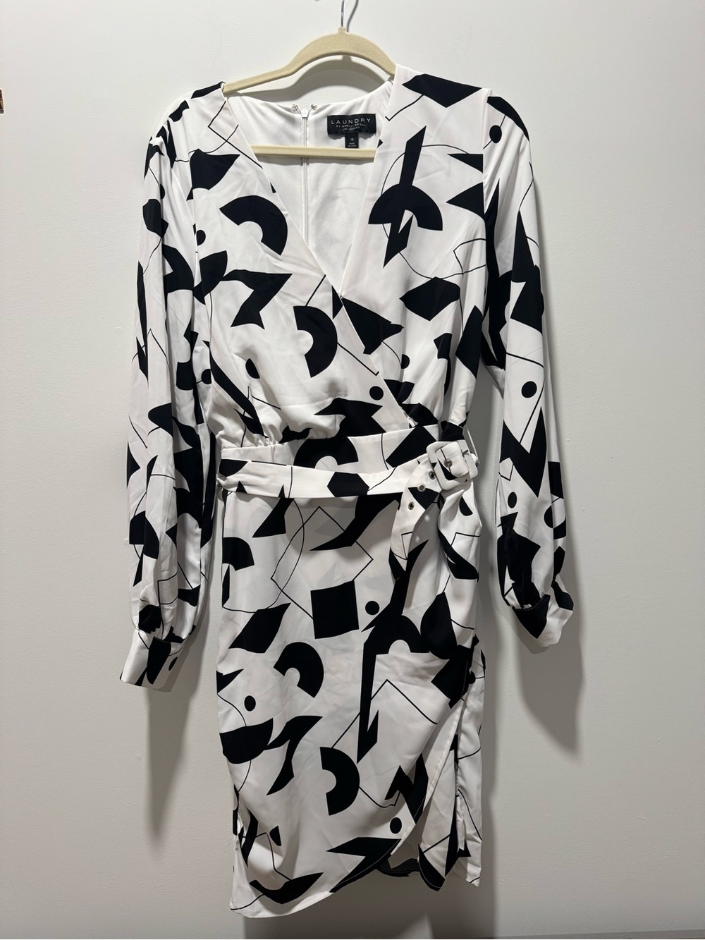 Laundry By Shelli Segal Black and White Geometric Wrap Dress Very Good Condition